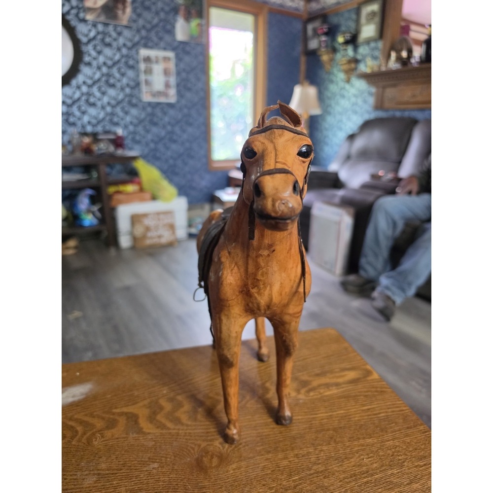 1980's Light Brown Paper Mache Horse - Picture 7 of 7